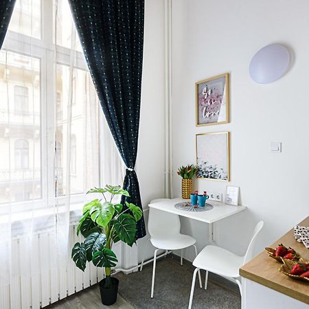 Florence Downtown Apartments Budapest Bagian luar foto